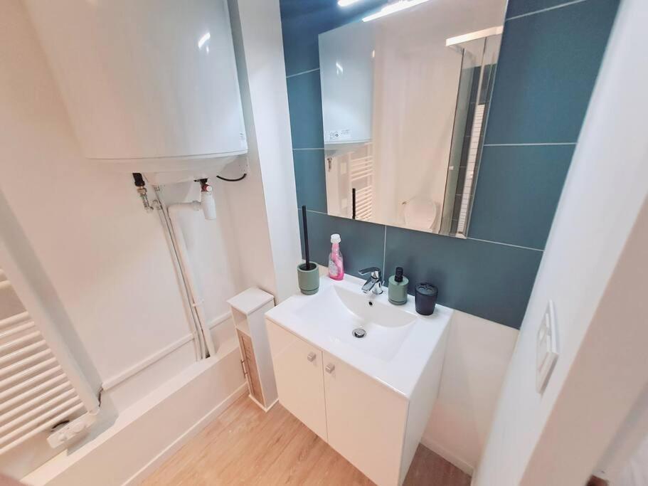 Charmant T2 - Hypercentre - 24/7 Apartment Toulon Bagian luar foto